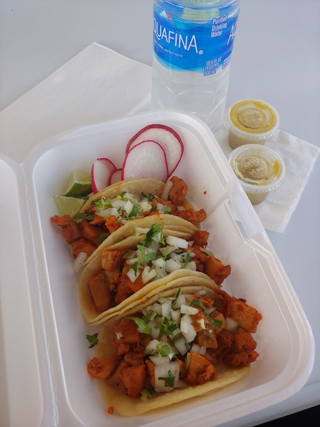 Tacos El Campeón | restaurant | 13116 NE Sandy Blvd, Portland, OR 97230, USA | 3609498396 OR +1 360-949-8396