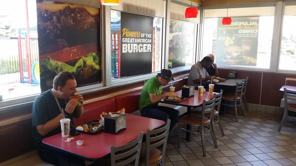 Carls Jr. / Green Burrito | restaurant | 915 Main St, Oakley, CA 94561, USA | 9257785472 OR +1 925-778-5472