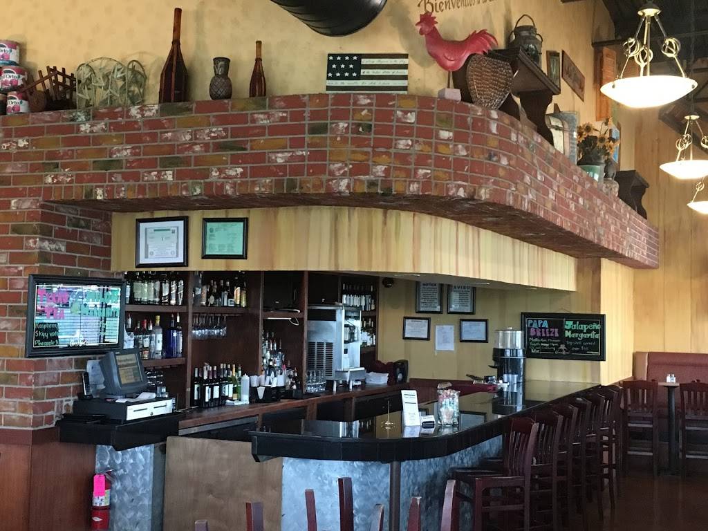 Papa Nachos Cantina | restaurant | 101 24145 Interstate Highway 10, San Antonio, TX 78257, USA | 2106987879 OR +1 210-698-7879