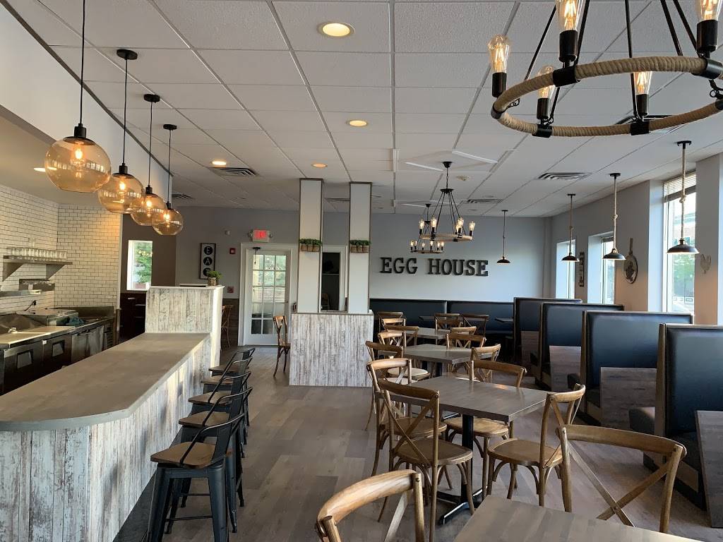 Egg House | restaurant | 2 W St Charles Rd, Lombard, IL 60148, USA | 6303766044 OR +1 630-376-6044