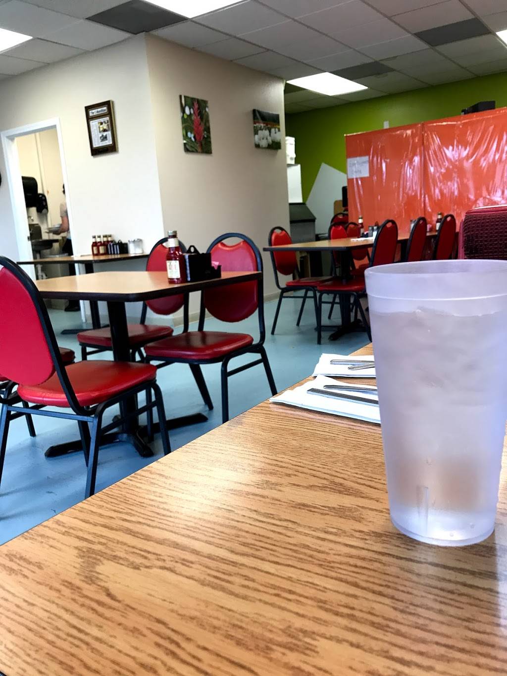 Nayhelys Place | restaurant | 9106 NE Hwy 99, Vancouver, WA 98665, USA | 3605717088 OR +1 360-571-7088