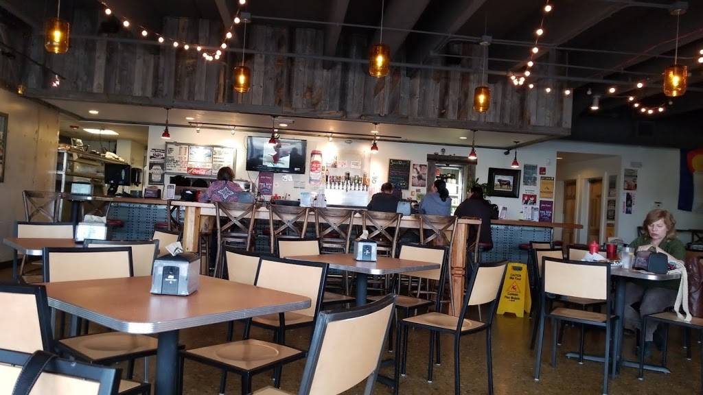 Chuburger | restaurant | 1225 Ken Pratt Blvd, Longmont, CO 80501, USA | 3034852482 OR +1 303-485-2482