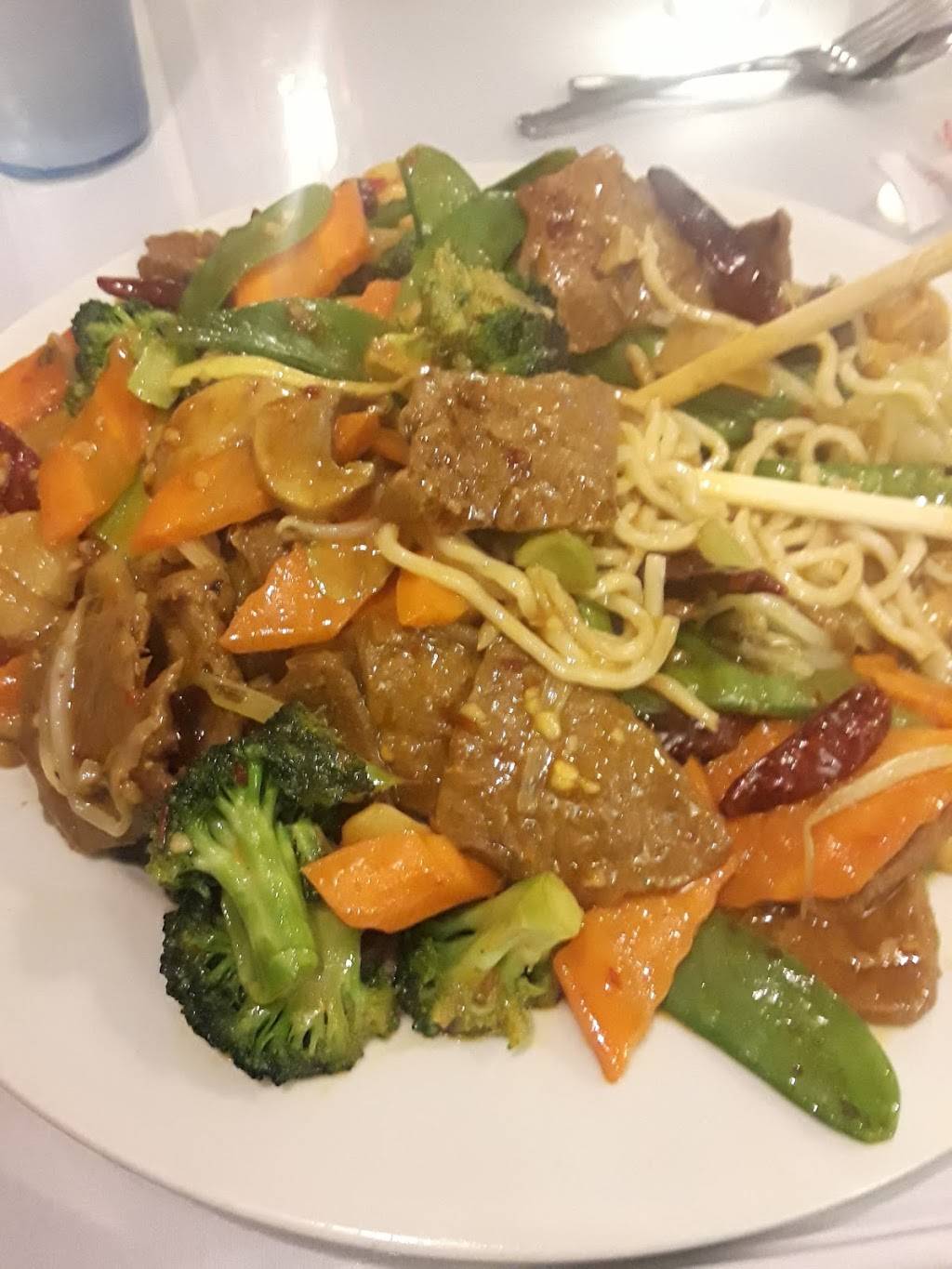 Hong Kong Chop Suey | restaurant | 481 E 7th St, Hanford, CA 93230, USA | 5595821018 OR +1 559-582-1018