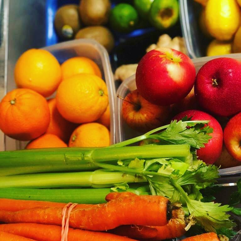 Juicys Healthy Bar | restaurant | 1939 S 8th St, Fernandina Beach, FL 32034, USA | 9044328721 OR +1 904-432-8721