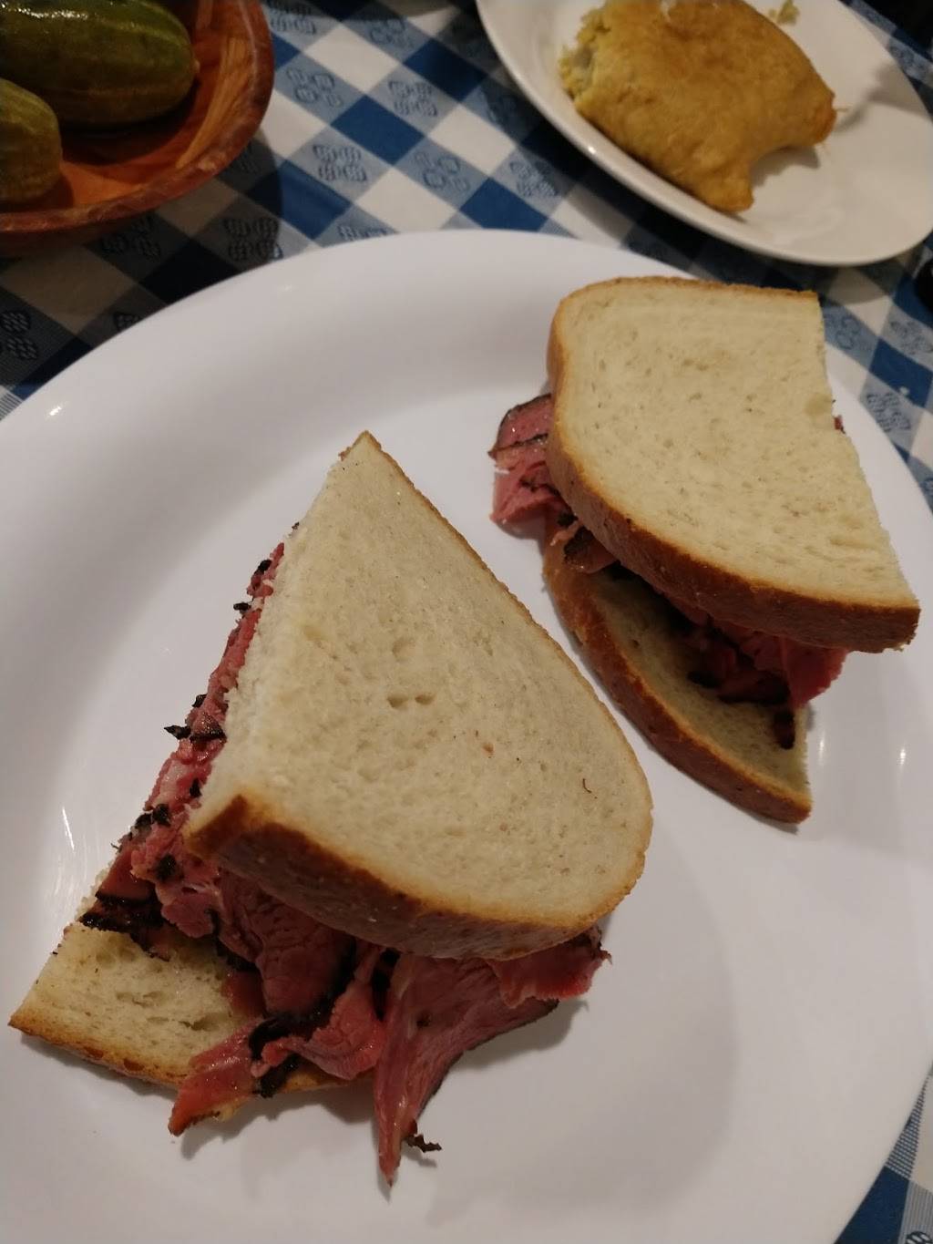 Pastrami Plus | restaurant | 916 Hempstead Turnpike, Franklin Square, NY 11010, USA | 5165026663 OR +1 516-502-6663