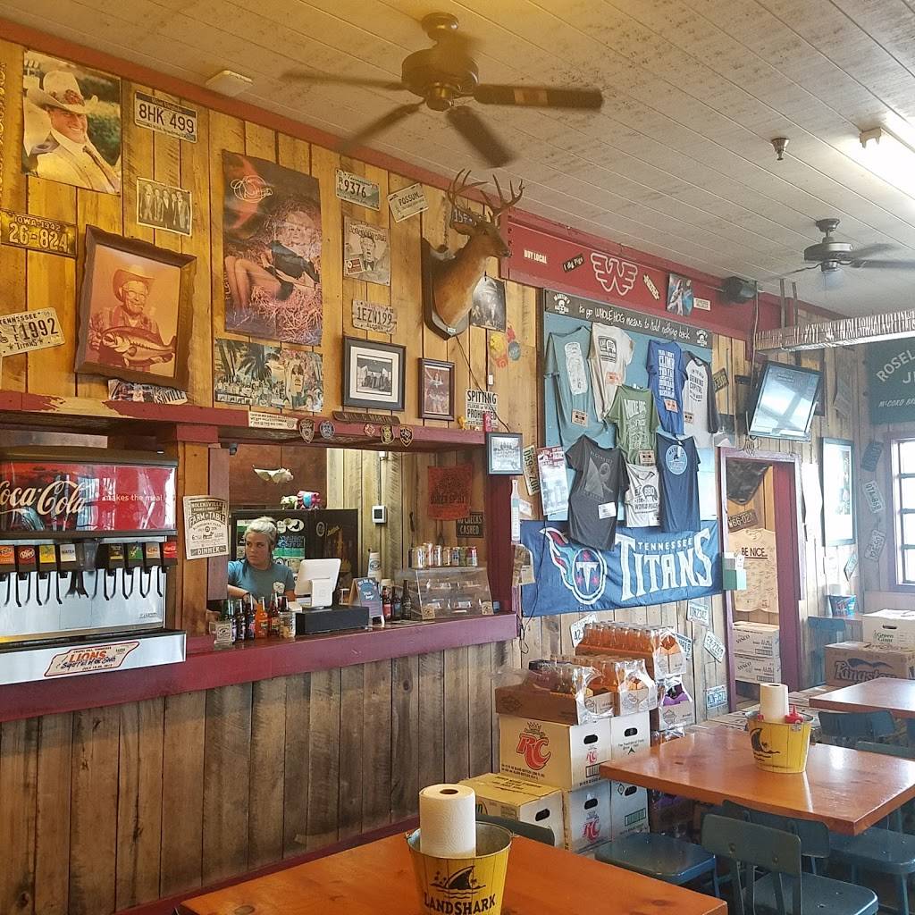 Martins Barbeque Joint | restaurant | 7238 Nolensville Rd, Nolensville, TN 37135, USA | 6157761856 OR +1 615-776-1856