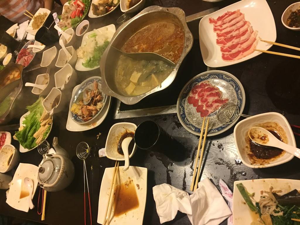 Kim Tao Hot Pot | restaurant | 10 East Wilmot St #10-13, Richmond Hill, ON L4G 1G9, Canada | 9058828877 OR +1 905-882-8877