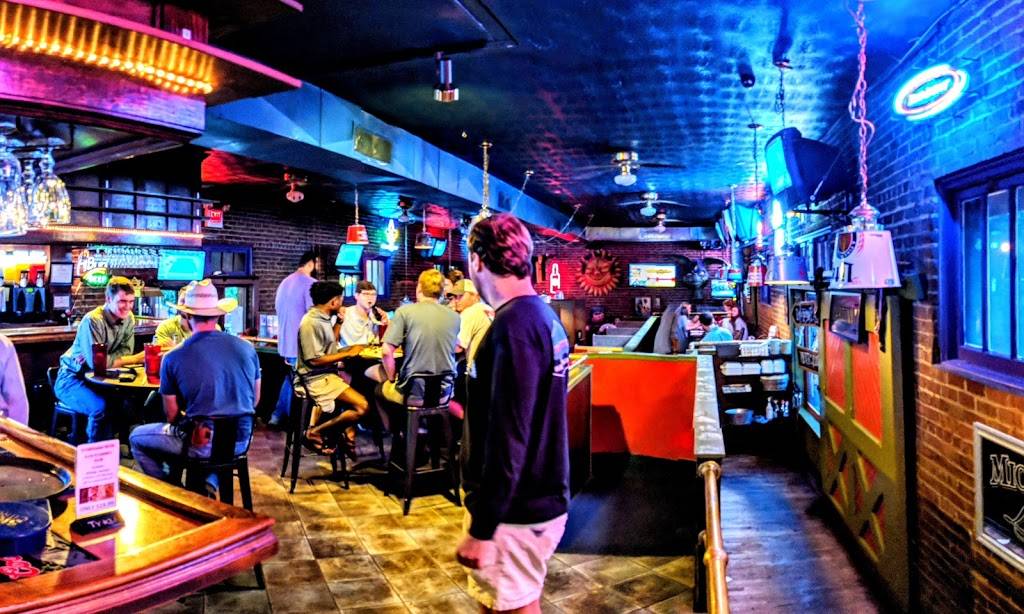 Rosey Baby | restaurant | 300 S Jackson St, Starkville, MS 39759, USA | 6623241949 OR +1 662-324-1949