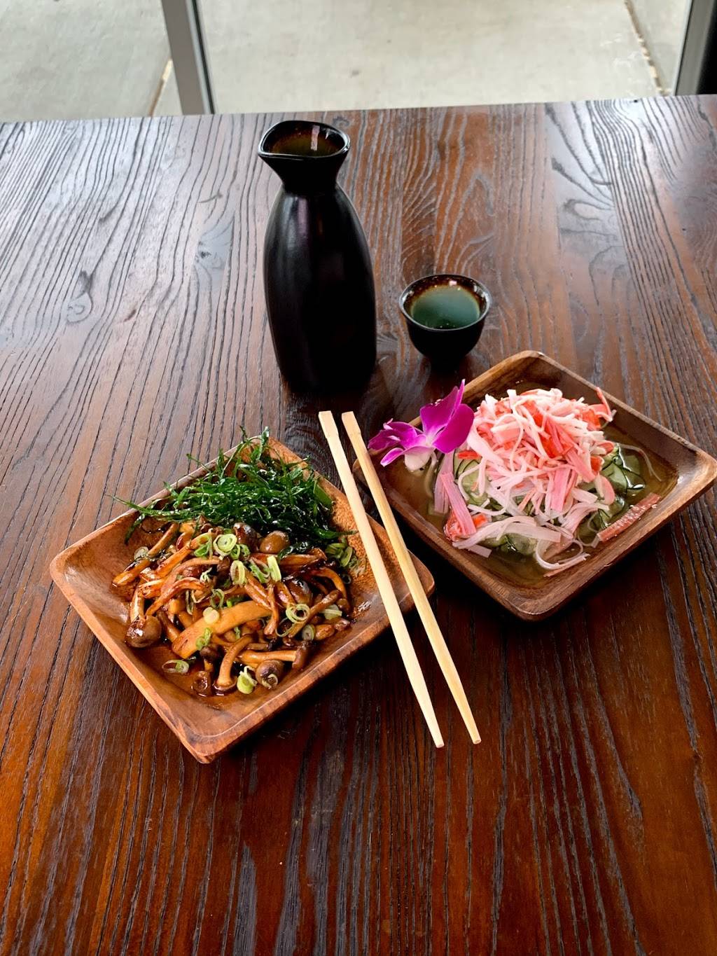 Hand Roll Sushi | restaurant | 12200 Menta St Suite 106, Orlando, FL 32837, USA | 4079308767 OR +1 407-930-8767