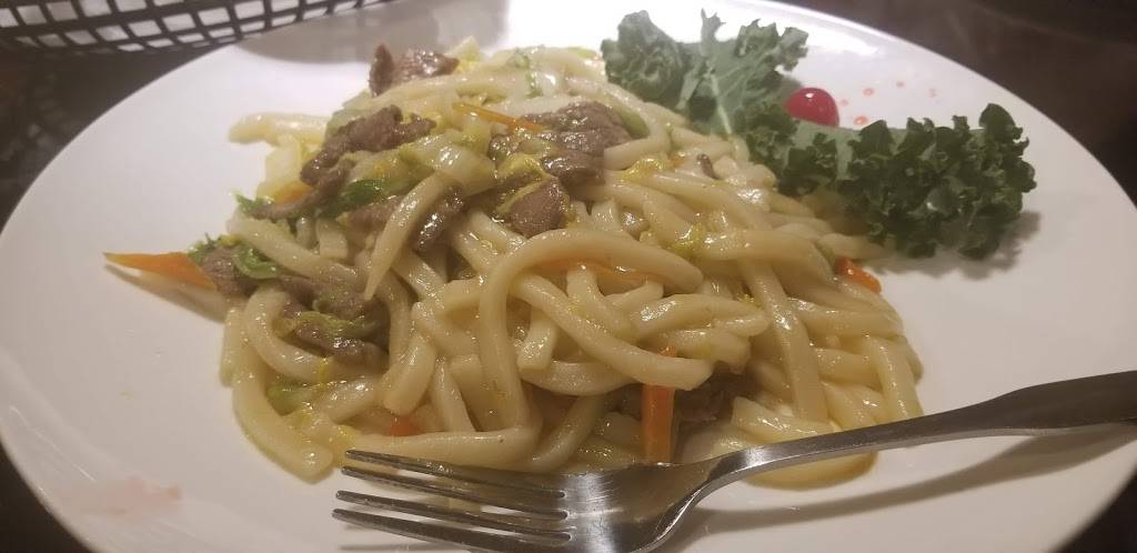 Yamato Japanese Steakhouse & Sushi | restaurant | 3717 National Rd E, Richmond, IN 47374, USA | 7659351077 OR +1 765-935-1077