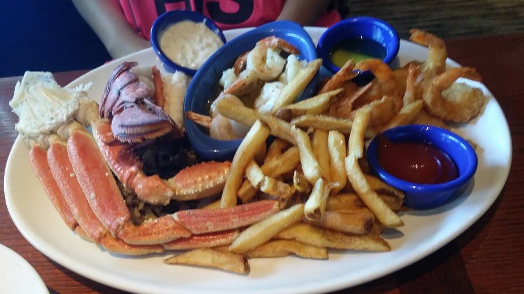 Red Lobster | restaurant | 211 Old Country Rd #217, Carle Place, NY 11514, USA | 5162487411 OR +1 516-248-7411