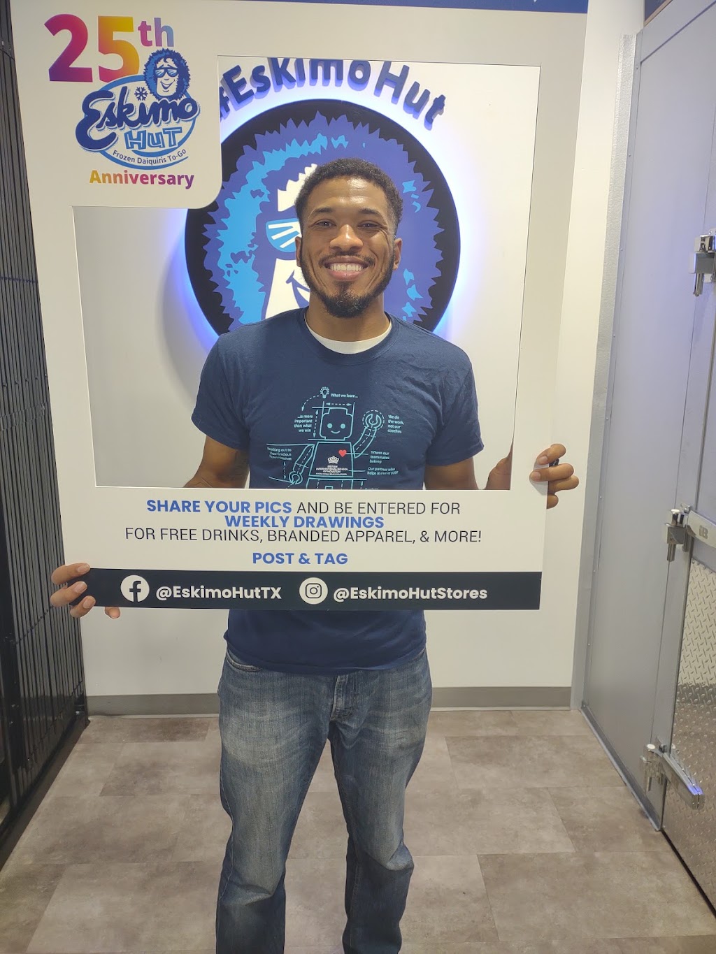 Eskimo Hut - Frozen Daiquiris To-Go | restaurant | 10701 North Fwy Suite C, Houston, TX 77037, USA | 3463529299 OR +1 346-352-9299