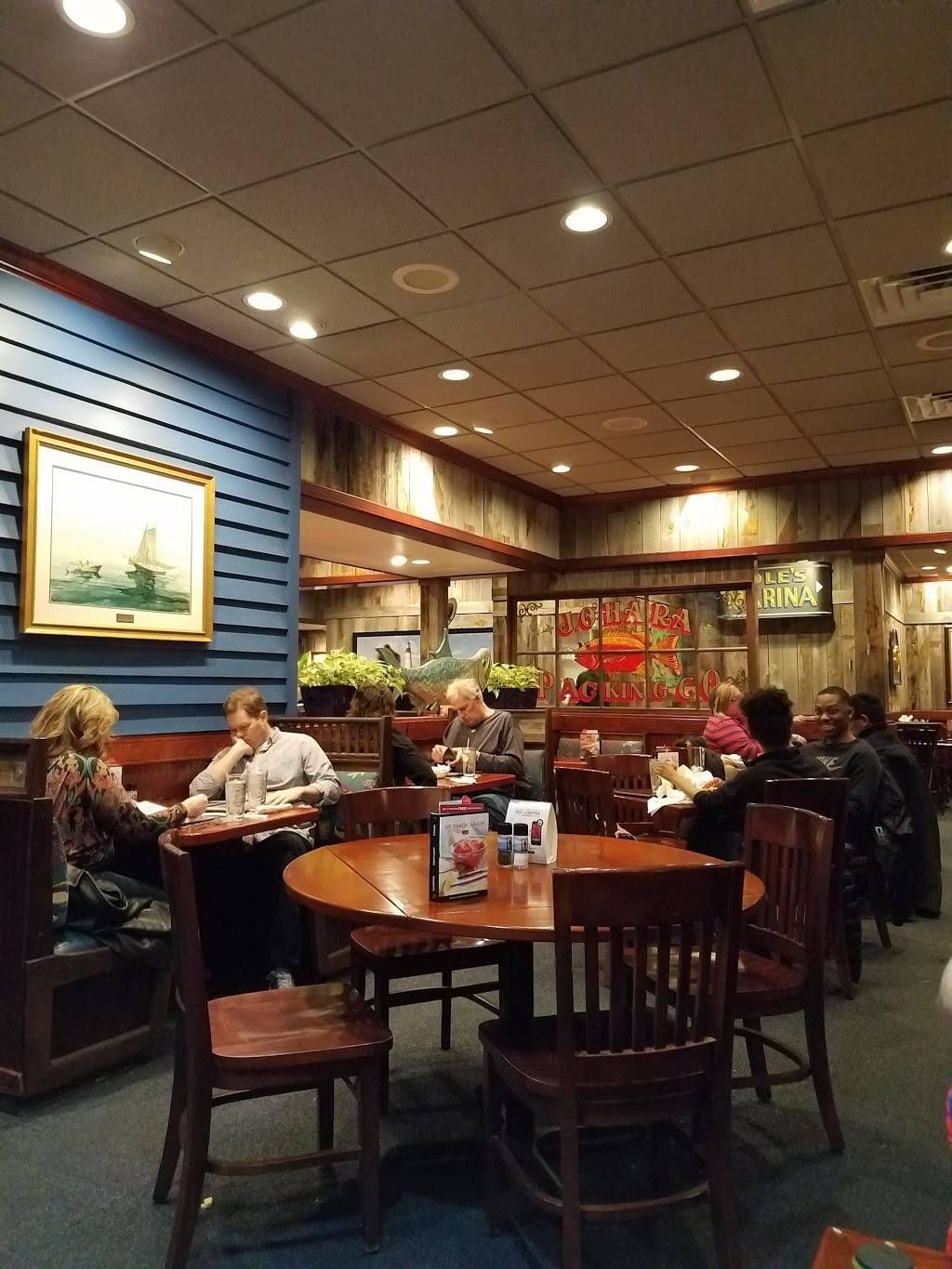 Red Lobster | restaurant | 714 S Eldorado Rd, Bloomington, IL 61704, USA | 3096639405 OR +1 309-663-9405