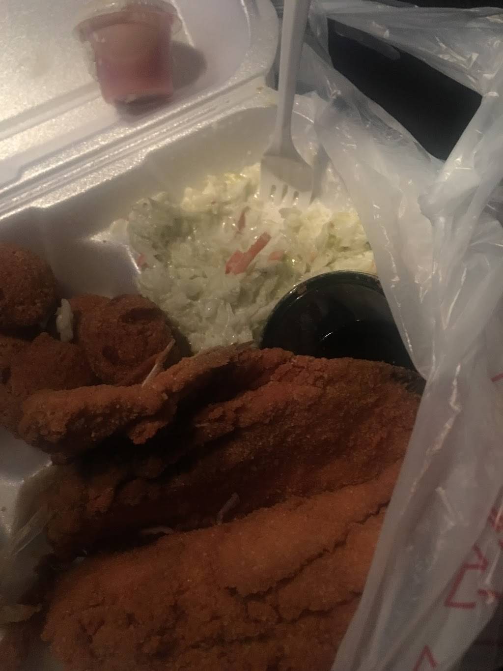 Rolack Seafood | restaurant | 571 William St, Buffalo, NY 14206, USA | 7168564042 OR +1 716-856-4042