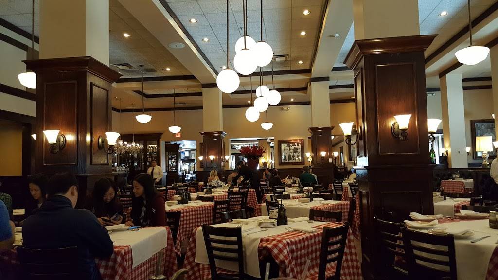 Maggianos Little Italy | restaurant | 3055 Olin Ave Suite 1000, San Jose, CA 95128, USA | 4084238973 OR +1 408-423-8973