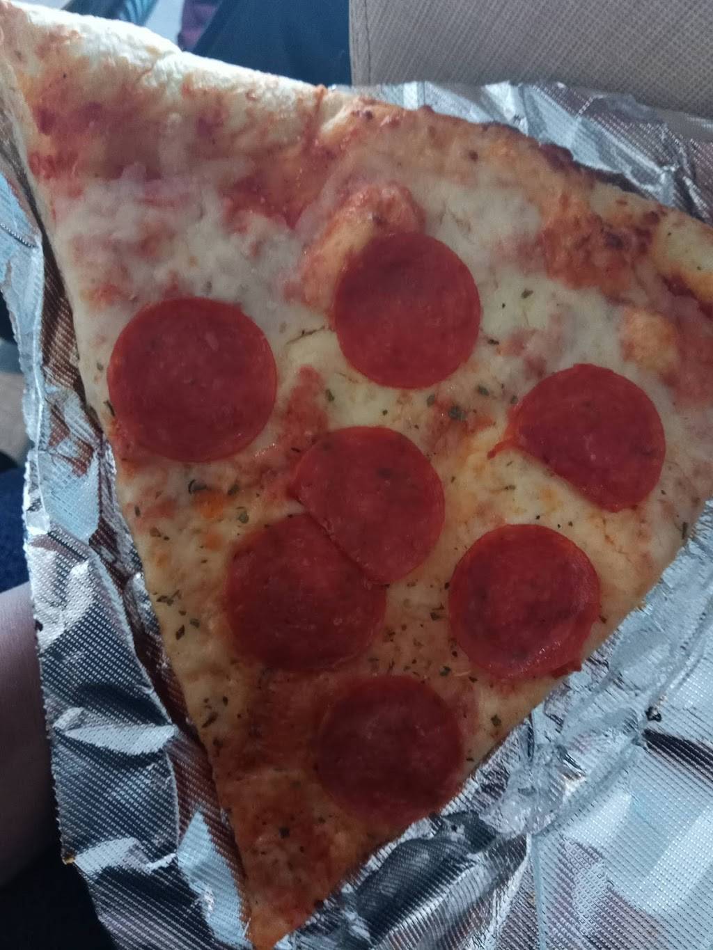 Mama Mias | restaurant | 700 N Broadway, Baltimore, MD 21205, USA | 4107323912 OR +1 410-732-3912