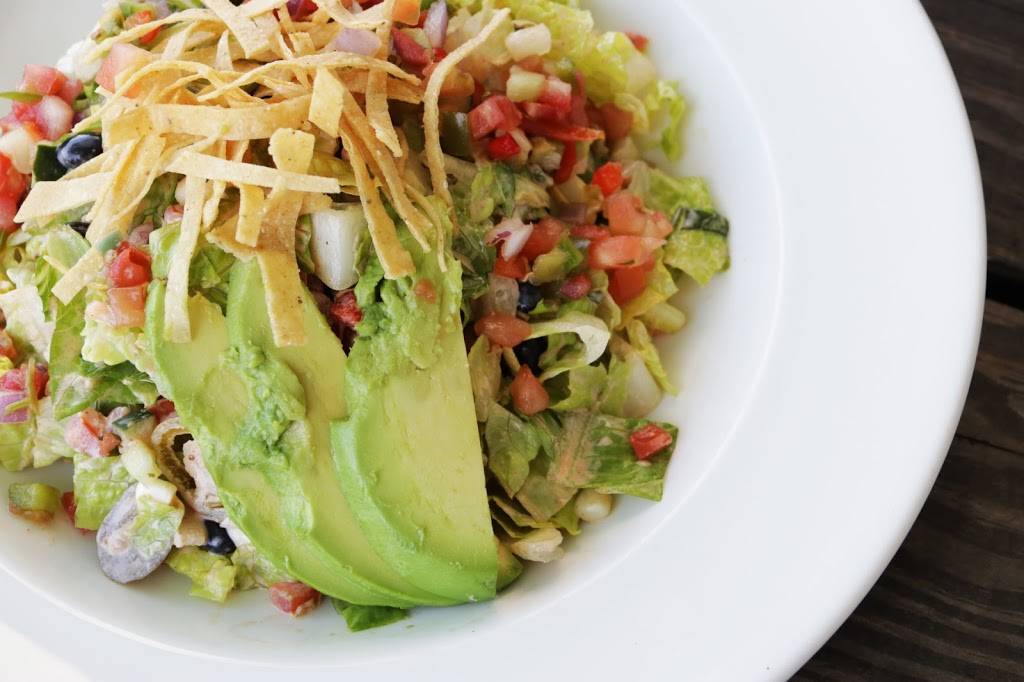 Hooked Up Ale House & Raw Bar | restaurant | 38069 Town Center Dr #20, Millville, DE 19967, USA | 3025394111 OR +1 302-539-4111