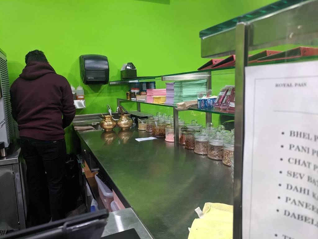 Royal Paan | restaurant | 509 Wilson Ave Unit No 7, Kitchener, ON N2C 2M4, Canada | 5198937226 OR +1 519-893-7226