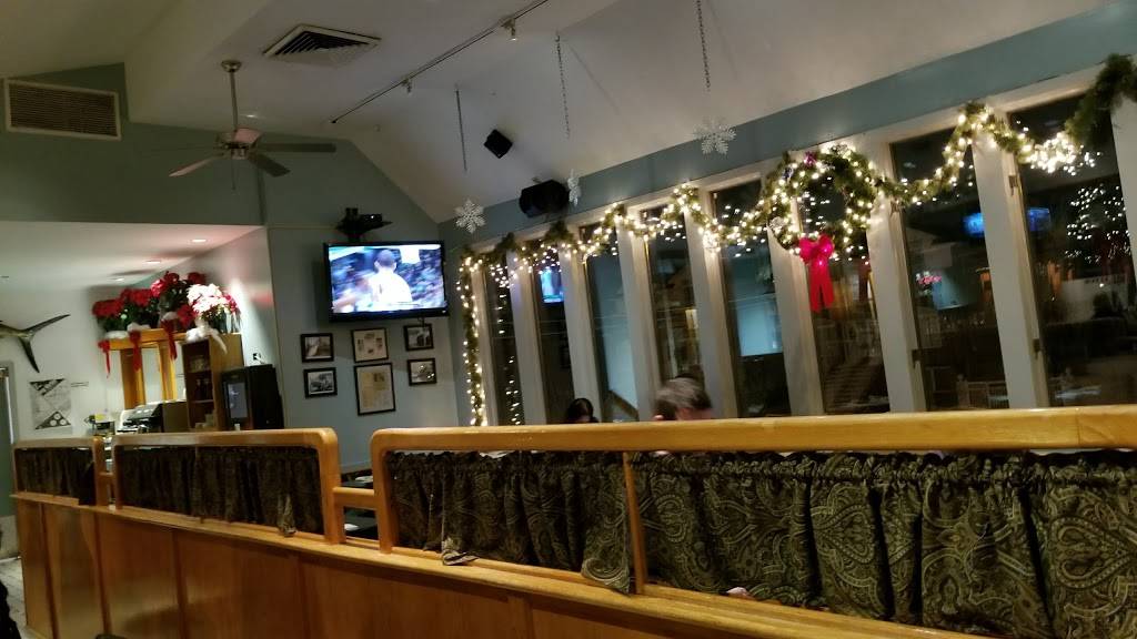 Joe & John Totos | restaurant | 809 Father Capodanno Blvd, Staten Island, NY 10305, USA | 7189791888 OR +1 718-979-1888