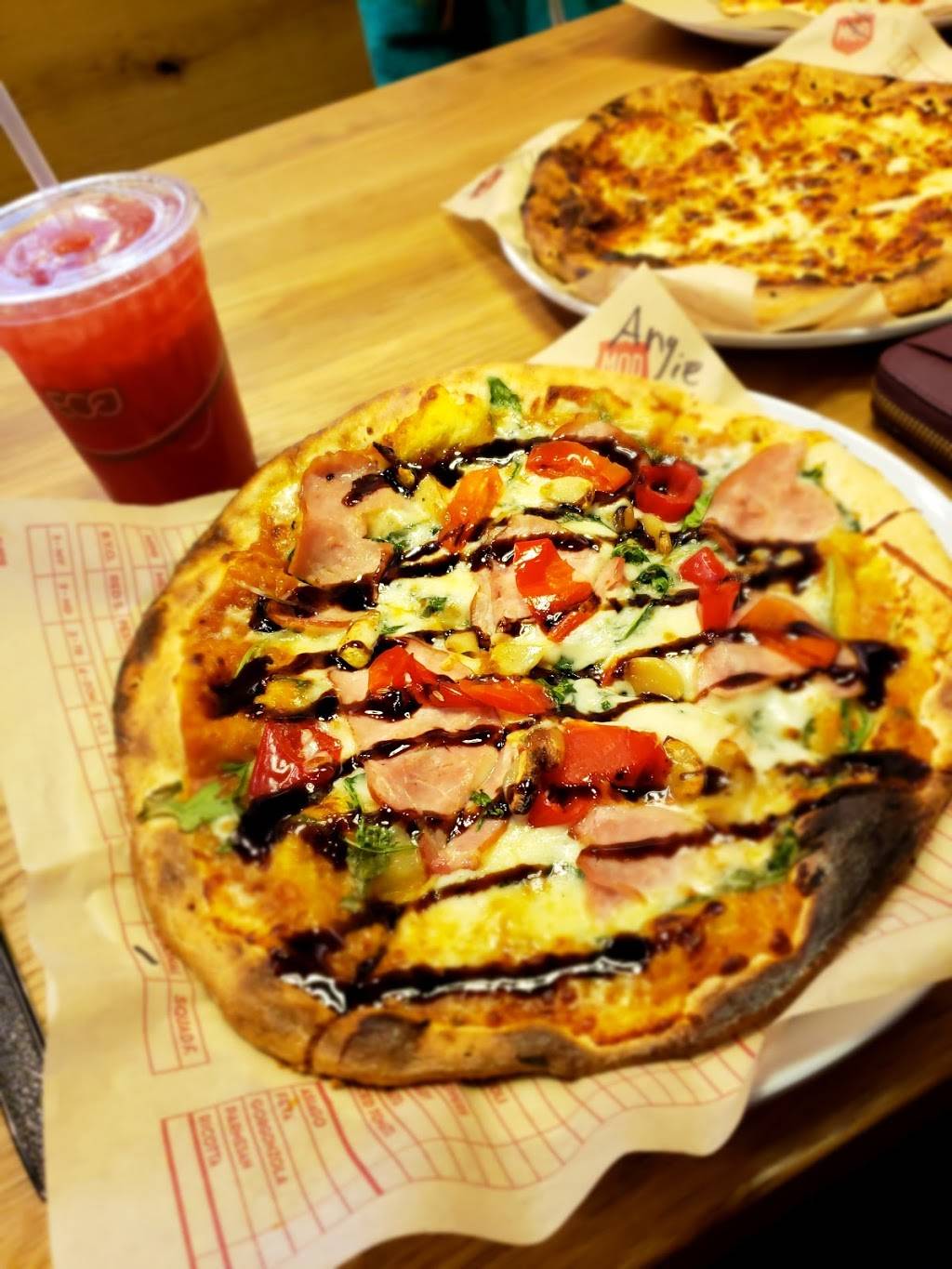 MOD Pizza | restaurant | 8833 Sura Lane, Greenfield, WI 53228, USA | 2623300028 OR +1 262-330-0028
