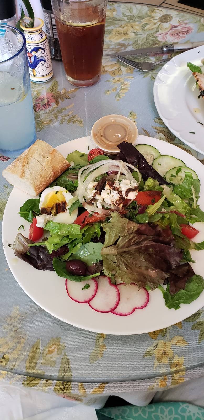 Brankos Patisserie | restaurant | 501 Main St, Honesdale, PA 18431, USA | 5702530311 OR +1 570-253-0311