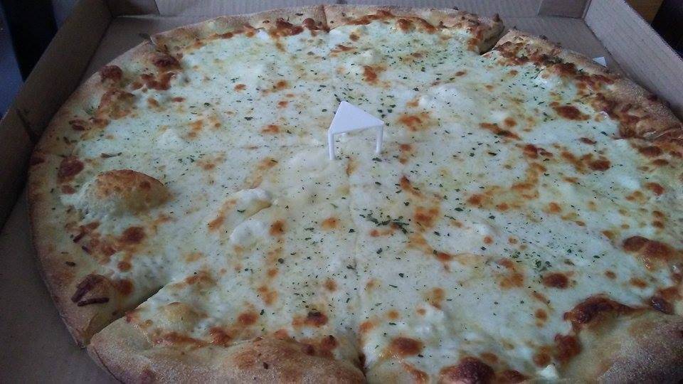 Angelinas Pizzeria | restaurant | 7790 W Cheyenne Ave, Las Vegas, NV 89129, USA | 7024633500 OR +1 702-463-3500