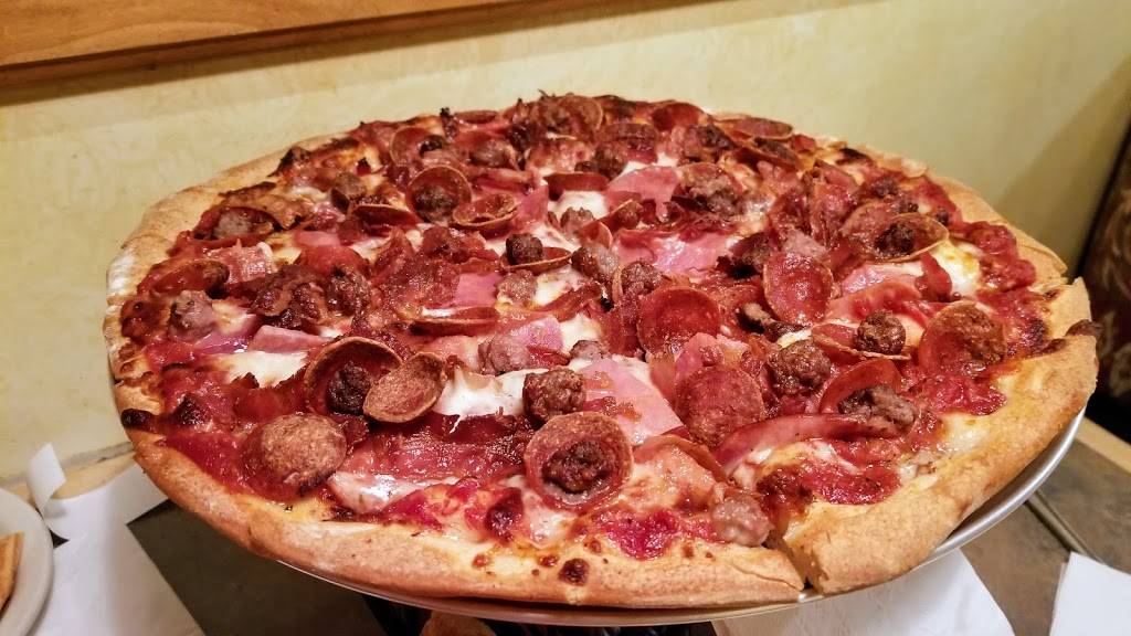 Adornettos Selected Italian | restaurant | 2224 Maple Ave, Zanesville, OH 43701, USA | 7404530789 OR +1 740-453-0789