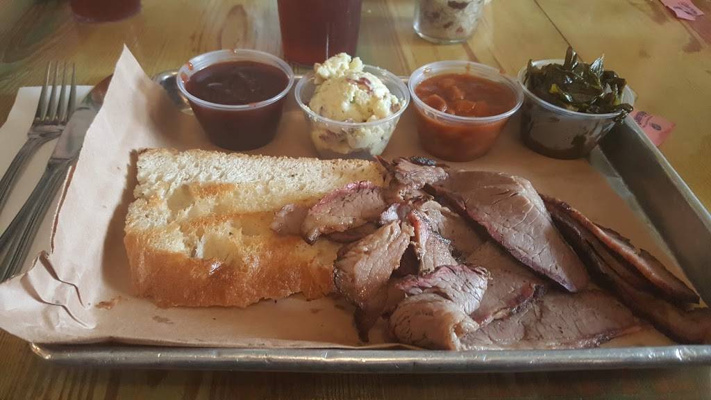 Truck Farm Tavern | restaurant | 11760 River Rd, St Rose, LA 70087, USA | 5046990099 OR +1 504-699-0099