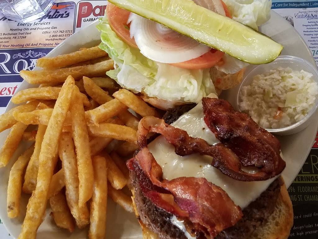 Royal Family Restaurant | restaurant | 1543 E Main St, Waynesboro, PA 17268, USA | 7176557516 OR +1 717-655-7516