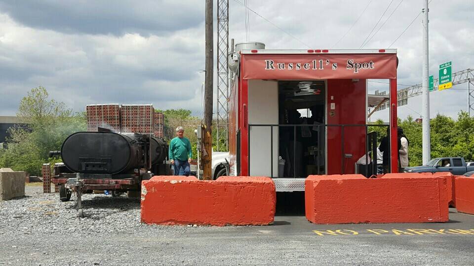 Russells Quality Foods | restaurant | 1204 Centerville Rd, Wilmington, DE 19808, USA | 3022993127 OR +1 302-299-3127