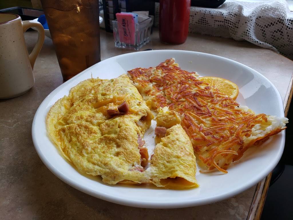 Grandmas Corner Restaurant | restaurant | 4030 US-101, Gearhart, OR 97138, USA | 5037397499 OR +1 503-739-7499