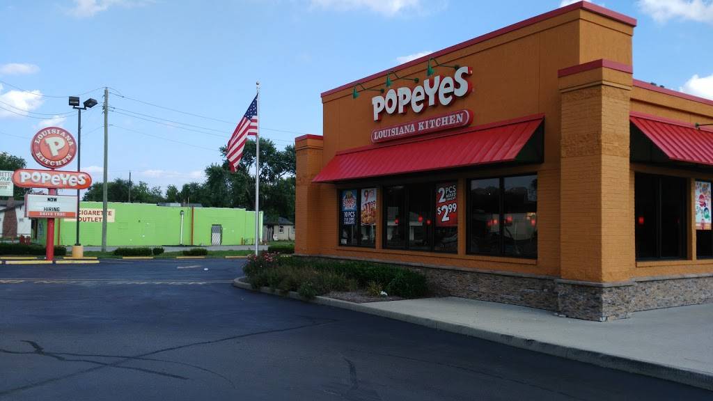 Popeyes Louisiana Kitchen | restaurant | 3021 W 16th St, Indianapolis, IN 46222, USA | 3179171468 OR +1 317-917-1468