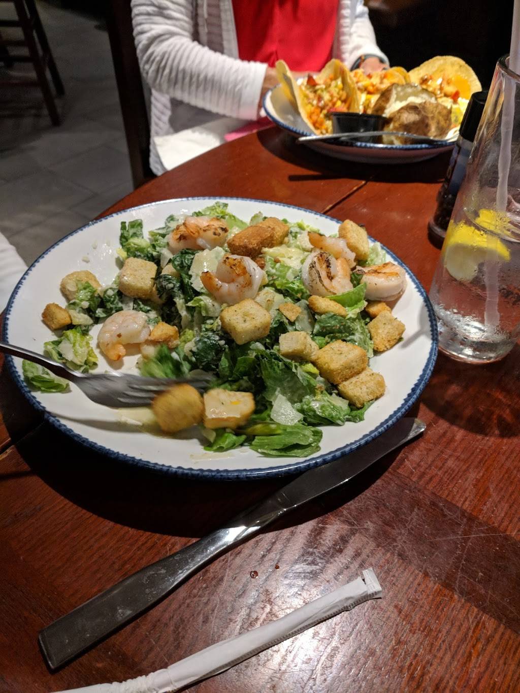 Red Lobster | restaurant | 1 Nevada St, Hicksville, NY 11801, USA | 5168228393 OR +1 516-822-8393