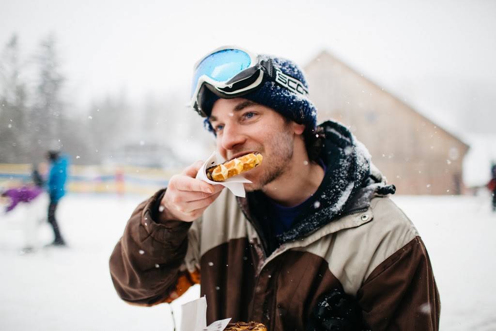 Waffle Cabin | restaurant | 29 Mount Snow Road, West Dover, VT 05356, USA | 8002487669 OR +1 800-248-7669