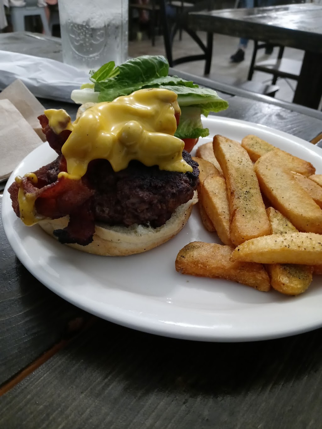 Izaeh’s American Steakhouse | restaurant | 4474 Woodbine Rd, Pace, FL 32571, USA | 8503820255 OR +1 850-382-0255