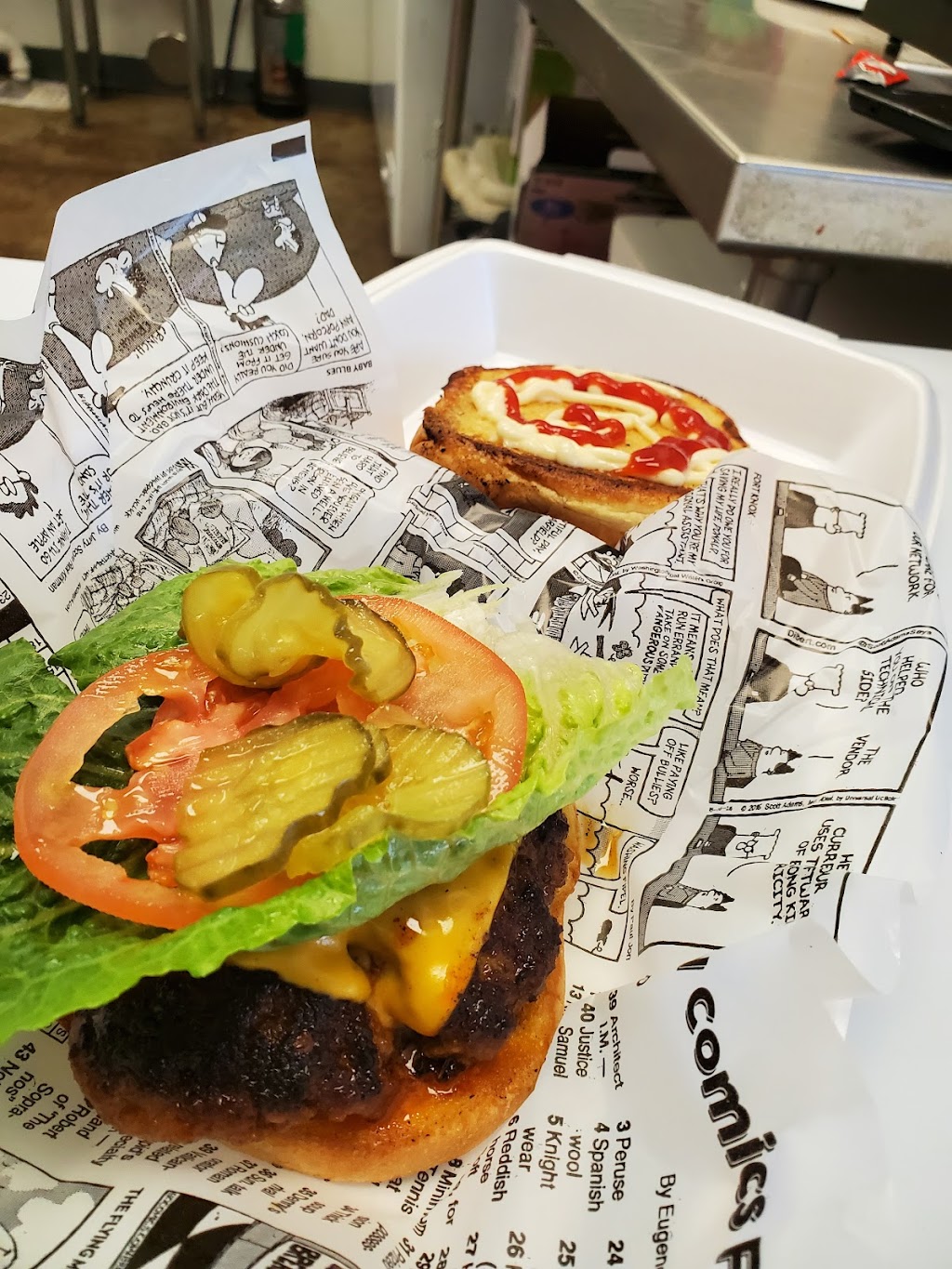 2 Neighborz Burgers and Shakes | restaurant | Market Center, 324 E Belt Line Rd, DeSoto, TX 75115, USA | 9722016010 OR +1 972-201-6010