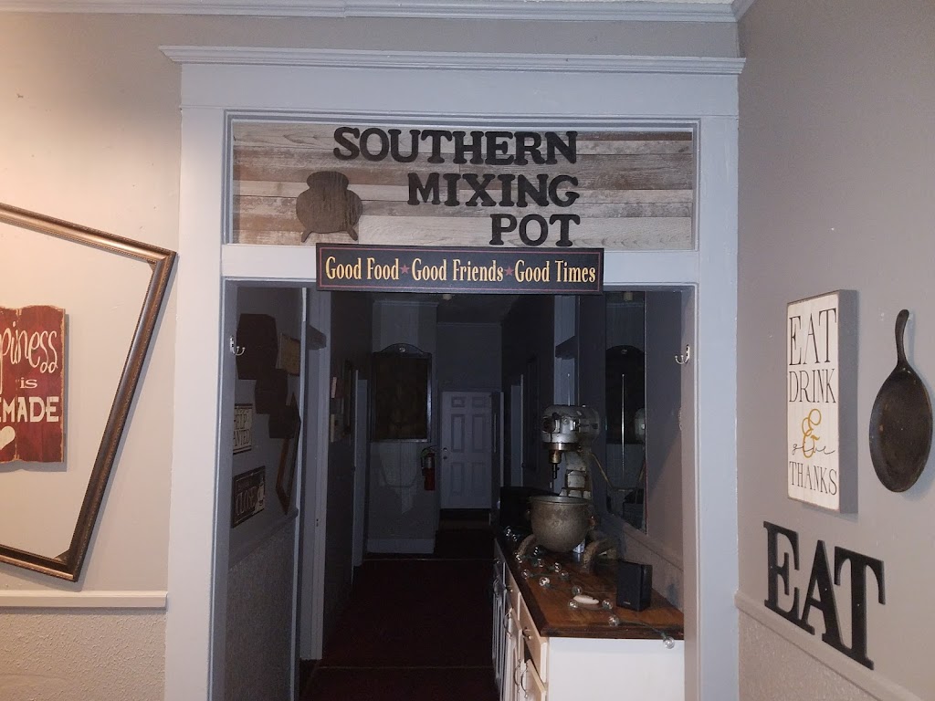 Southern Mixing Pot | restaurant | 401 Bres Ave, Monroe, LA 71201, USA | 3185825598 OR +1 318-582-5598