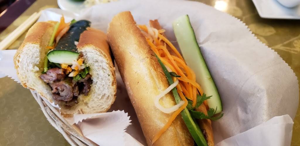 Pho & Beyond | restaurant | 47 Easton Rd, Willow Grove, PA 19090, USA | 2156593464 OR +1 215-659-3464