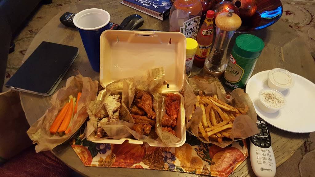 Wingstop | restaurant | 820 E Cartwright Rd #130, Mesquite, TX 75149, USA | 9722161700 OR +1 972-216-1700