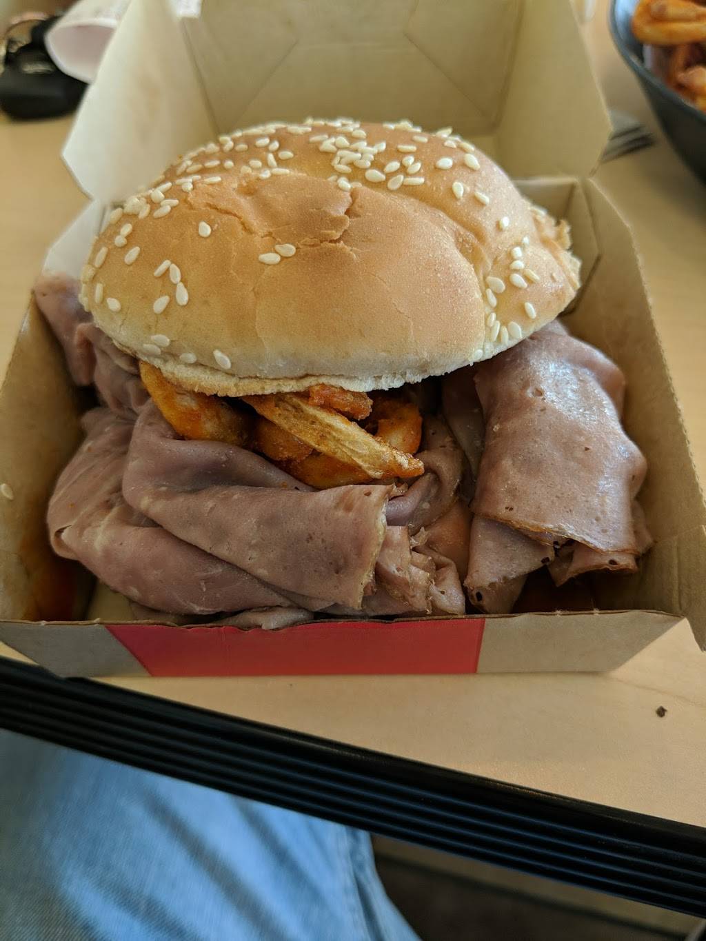 Arbys | restaurant | 6086 Mid Rivers Mall Dr, St Peters, MO 63304, USA | 6364474904 OR +1 636-447-4904