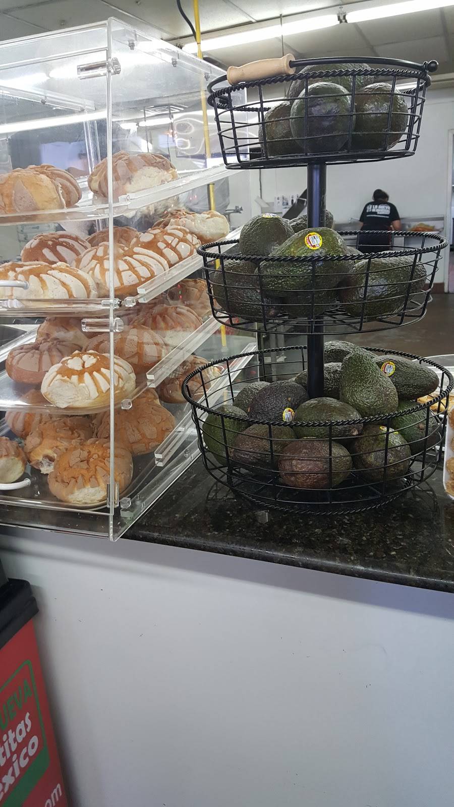 La Nueva Tortilleria y Restaurant | restaurant | 1016 E Pioneer Pkwy, Arlington, TX 76010, USA | 8172999770 OR +1 817-299-9770