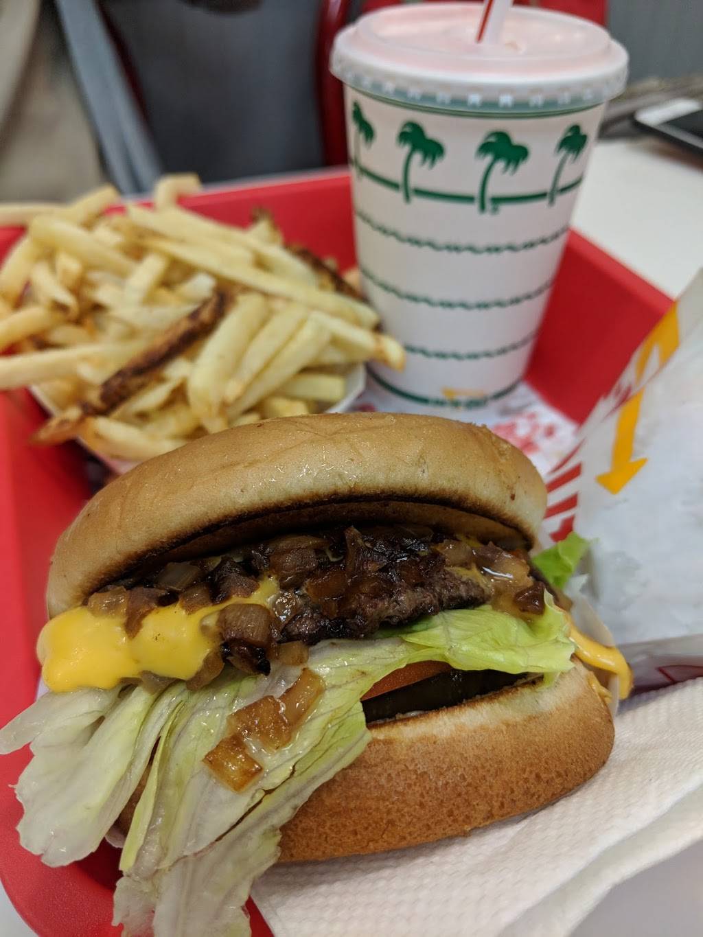 In-N-Out Burger | restaurant | 3411 W Century Blvd, Inglewood, CA 90301, USA | 8007861000 OR +1 800-786-1000