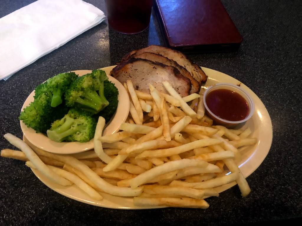 b.b. Perrins Sports Grille | restaurant | 608 Holly St NE, Decatur, AL 35601, USA | 2563551045 OR +1 256-355-1045