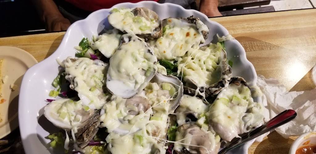 Las Islas Marias (Perrin Beitel) | restaurant | 10930 Perrin Beitel Rd, San Antonio, TX 78217, USA | 2105900909 OR +1 210-590-0909