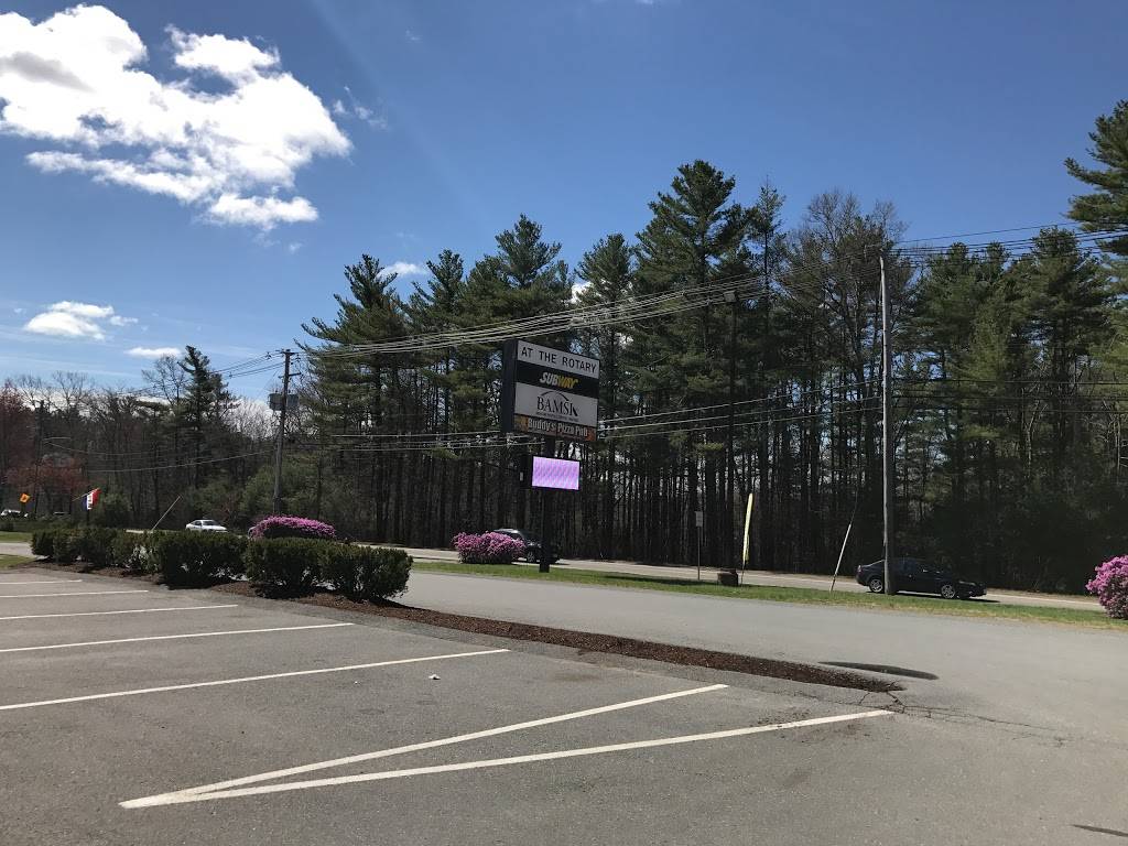 Subway | restaurant | 547 W Grove St, Middleborough, MA 02346, USA | 5089477875 OR +1 508-947-7875