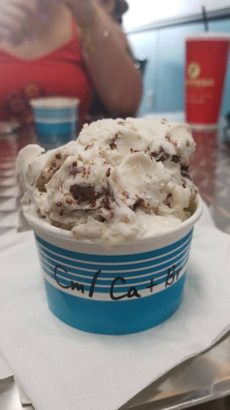 Frozen Nitrogen Ice Cream | cafe | 4498 N Alafaya Trail #330, Orlando, FL 32826, USA | 4072866821 OR +1 407-286-6821