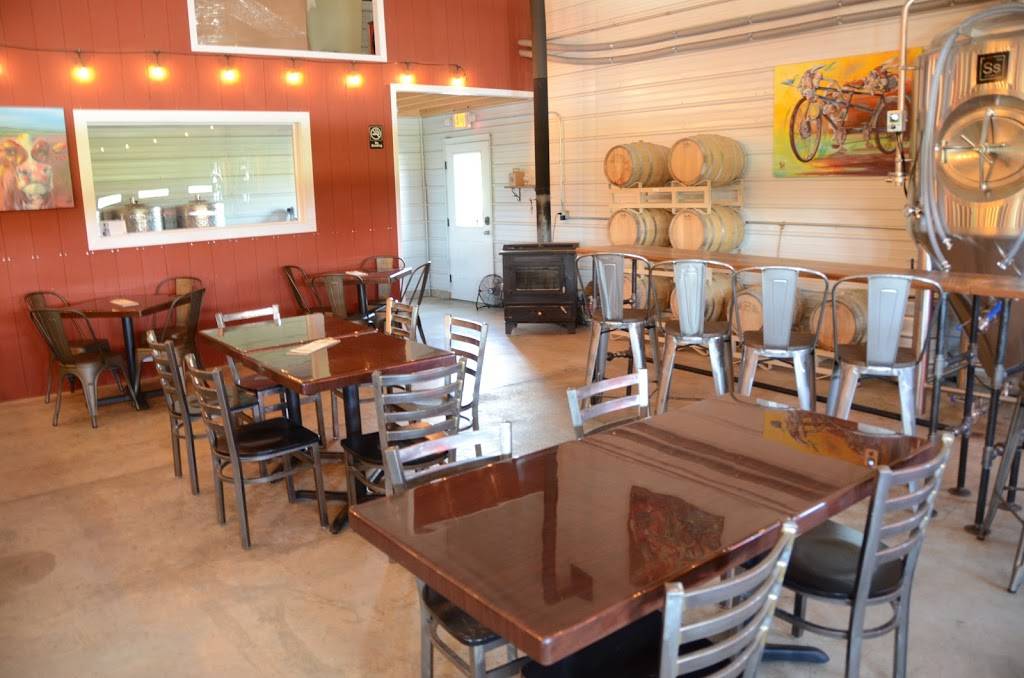 Ambrosia Orchard , Cidery and Meadery | restaurant | 14025 US-27, Hoagland, IN 46745, USA | 2606394101 OR +1 260-639-4101