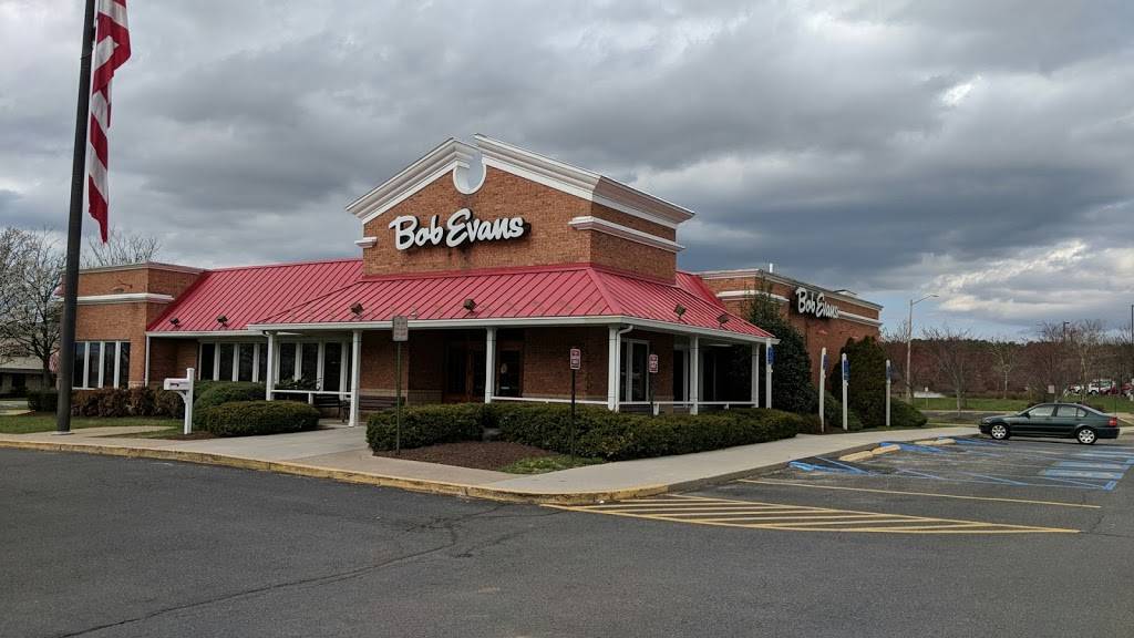 Bob Evans | restaurant | 14050 Thunderbolt Pl, Chantilly, VA 20151, USA | 7038340511 OR +1 703-834-0511