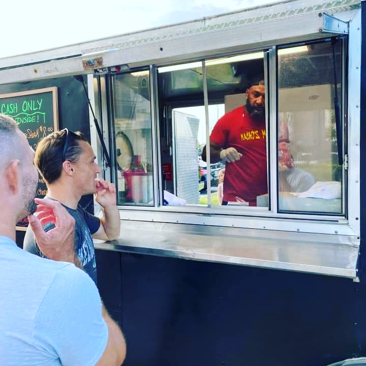 Machos Munchies | restaurant | 2400 Town Center Ave, Melbourne, FL 32940, USA | 3215059626 OR +1 321-505-9626