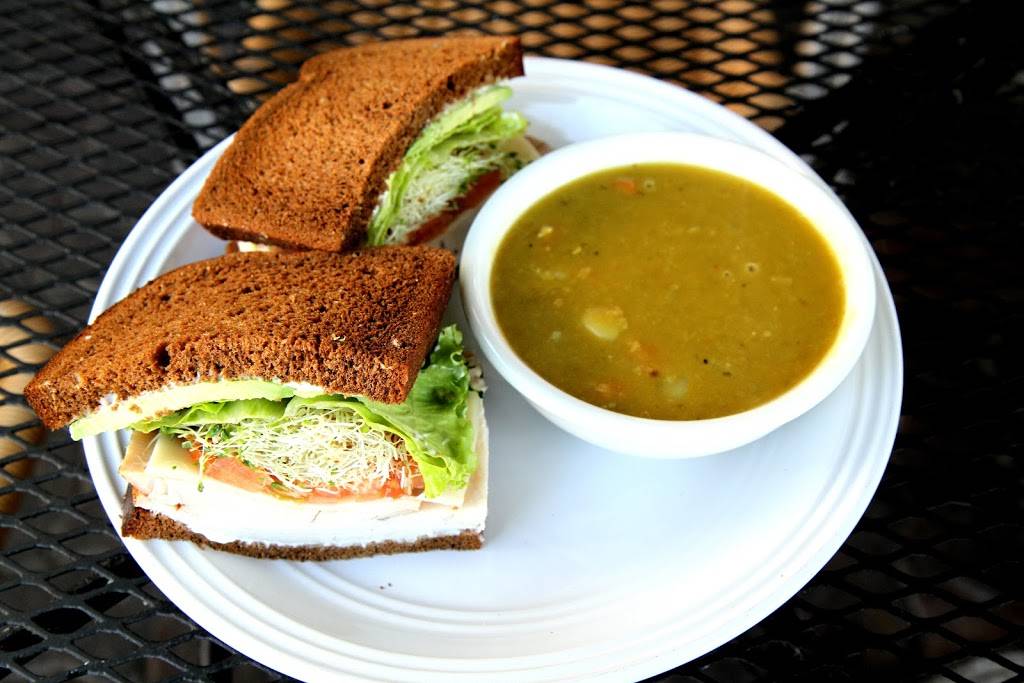 Captain Mauris | restaurant | 149 Avenida Del Mar, San Clemente, CA 92672, USA | 9494988098 OR +1 949-498-8098